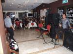restaurant�m�z...