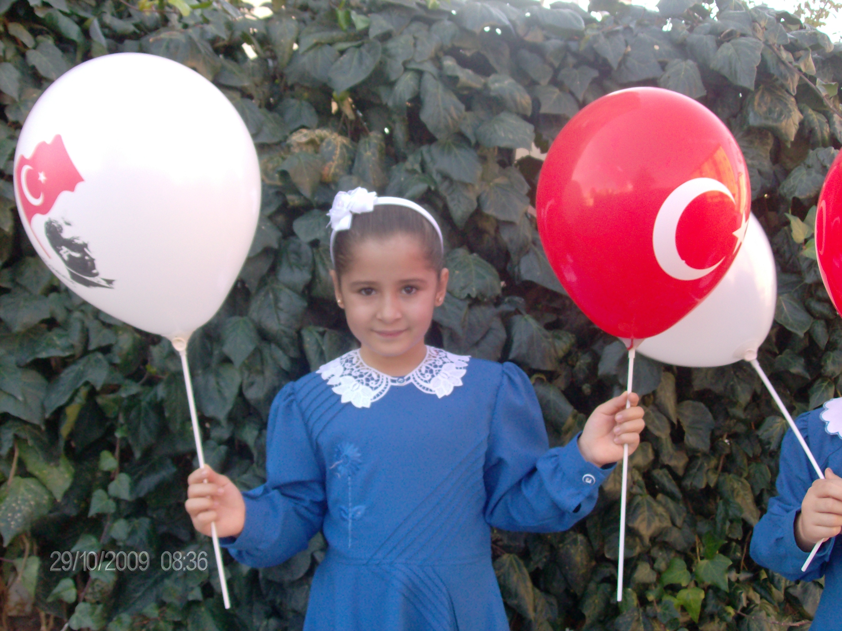 ilkay & irem y�k�kdere cumhuriyet bayram�n� kutluyor...